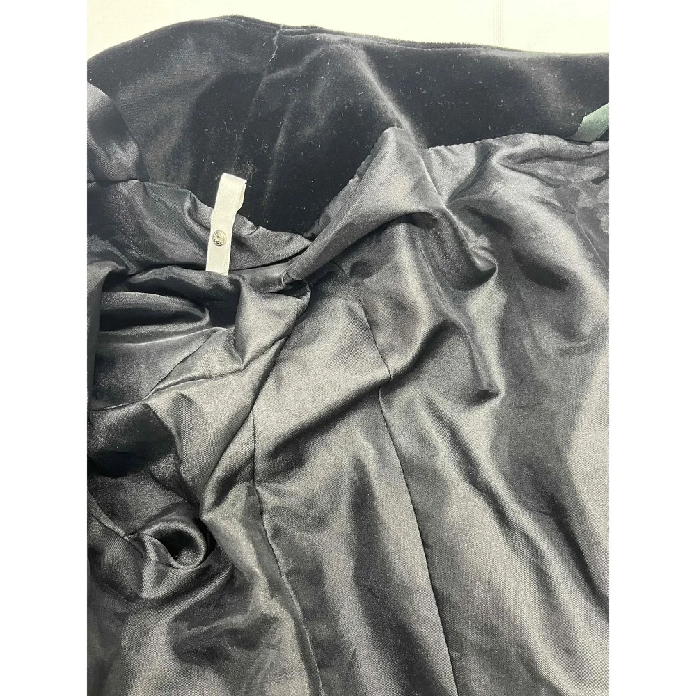 Laura Ashley NWOT Vintage Black Velvet Fitted‎ Button Up Collarless Jacket Sz 12